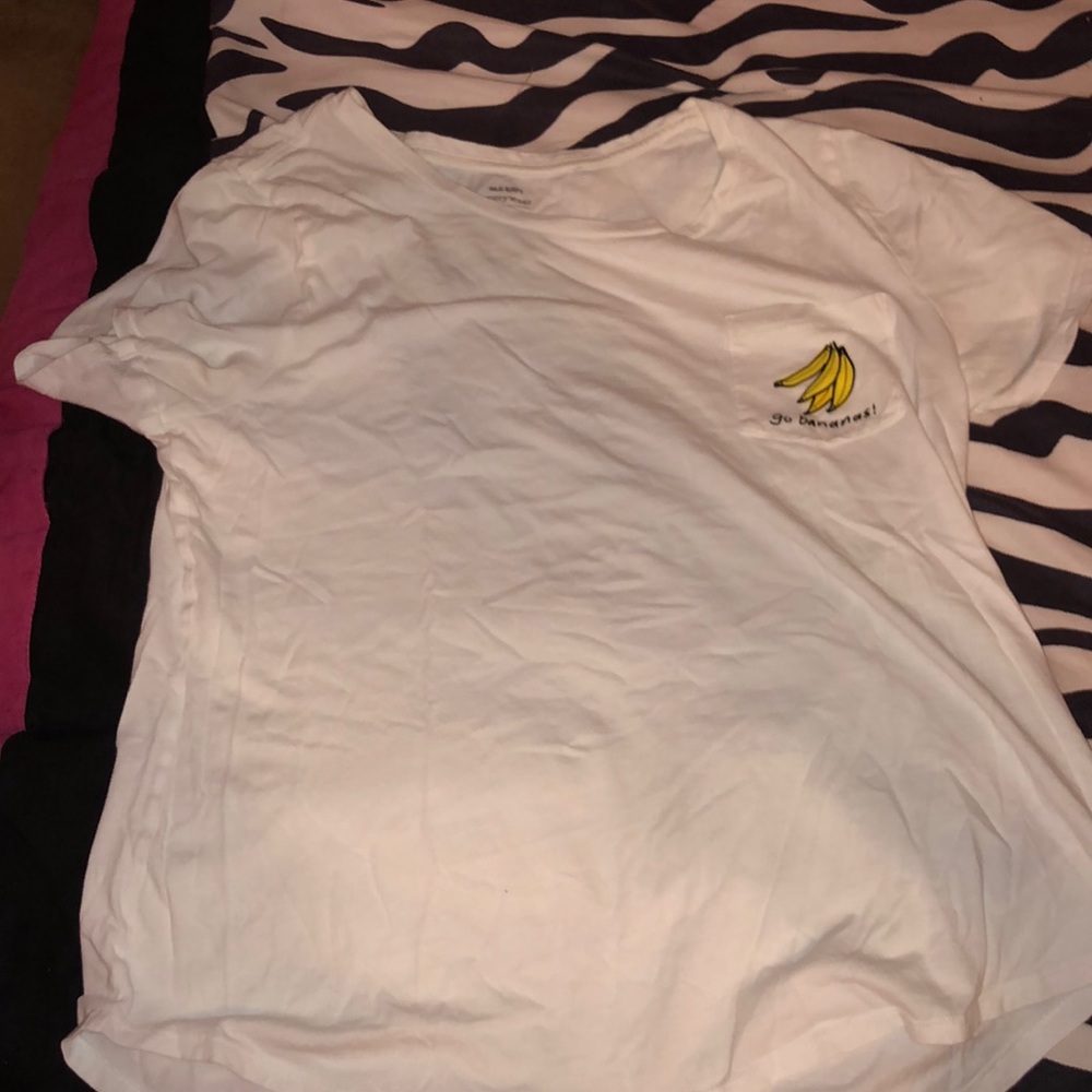 GOOD CONDITION || OLD NAVY TSHIRT SZ. L